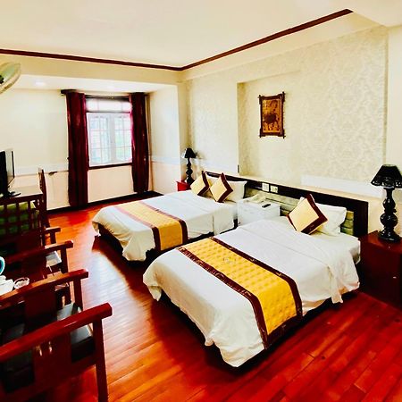 Phuong Dong Hotel Dn By -Bay Luxury Дананг Екстер'єр фото