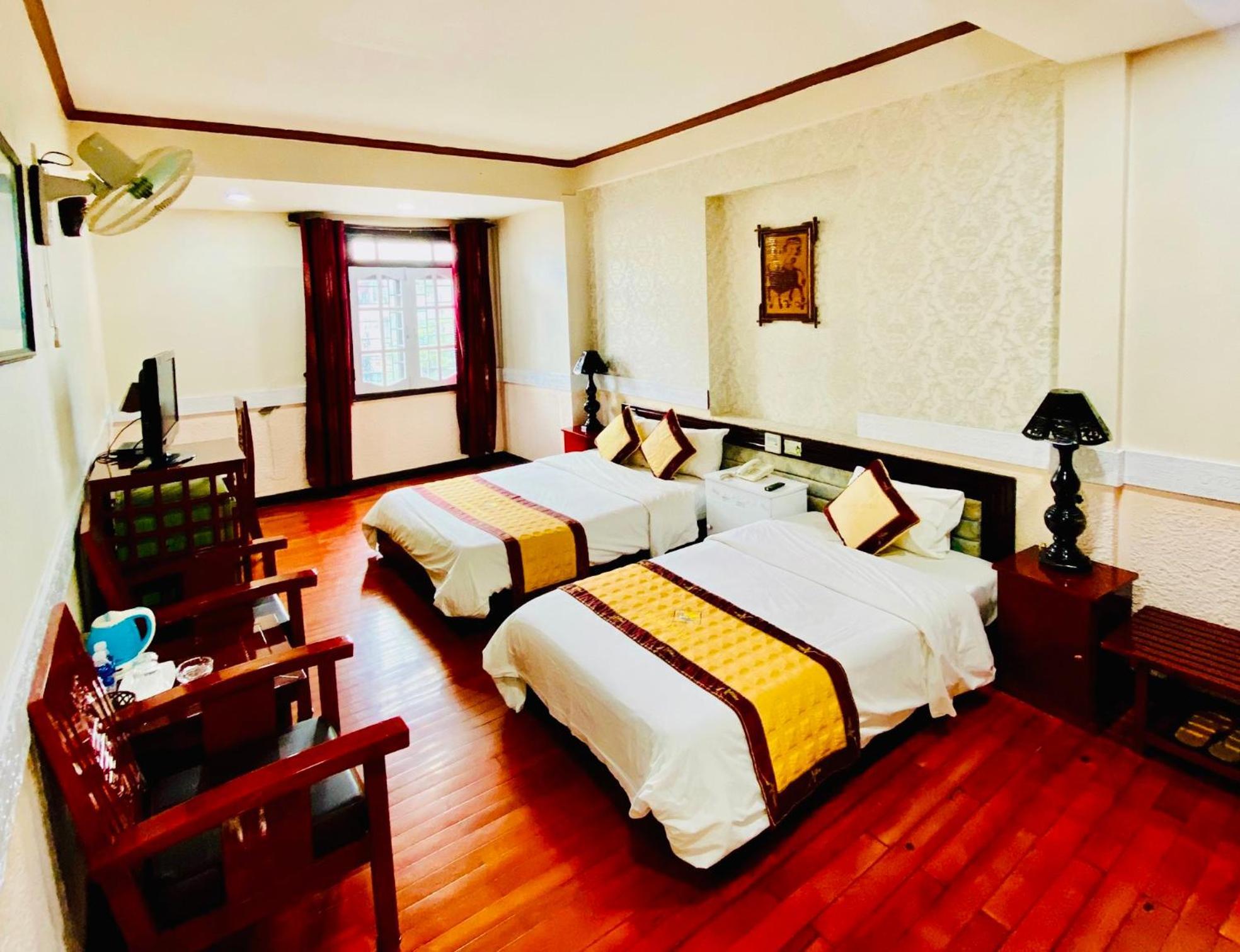 Phuong Dong Hotel Dn By -Bay Luxury Дананг Екстер'єр фото